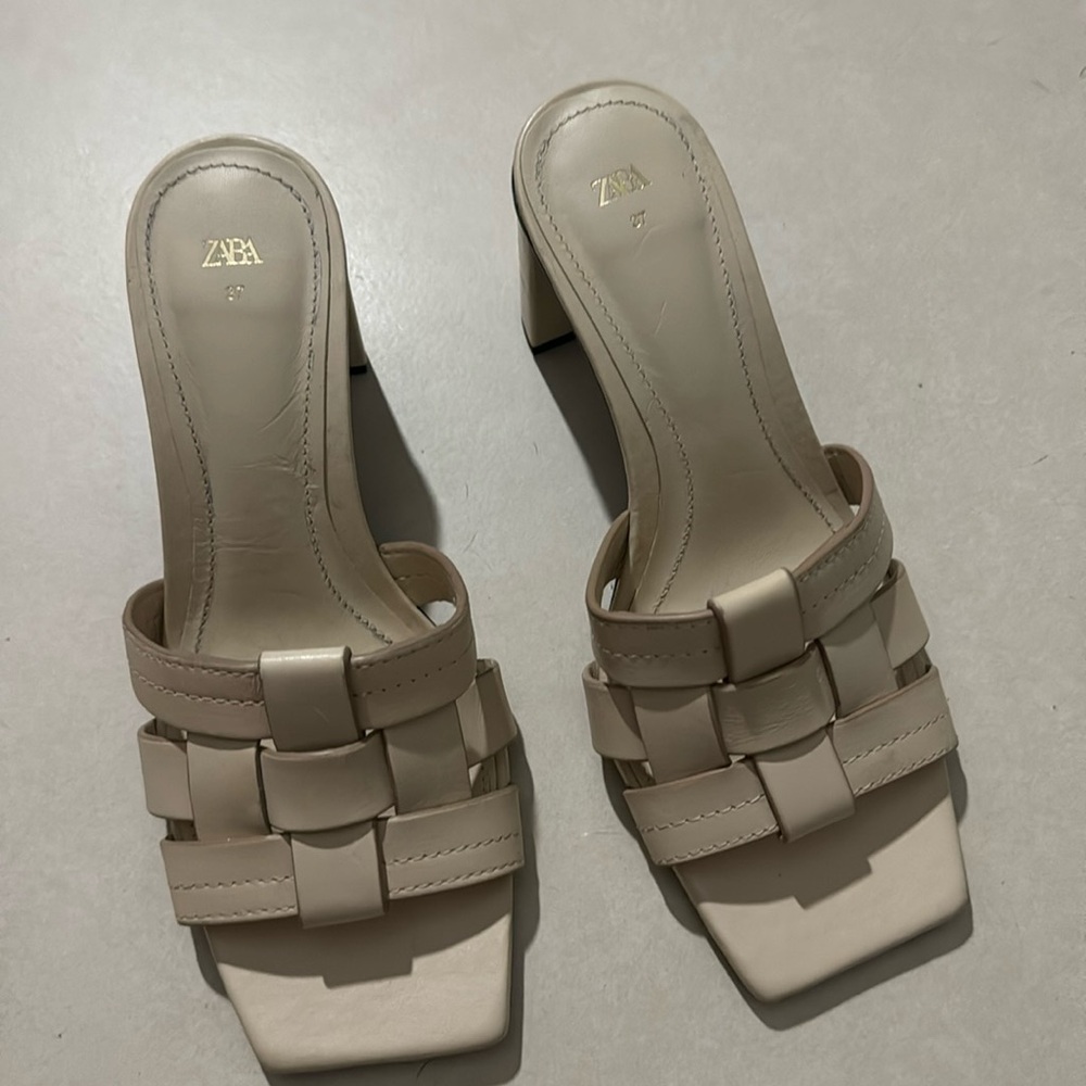 Zara chunky slipon heels